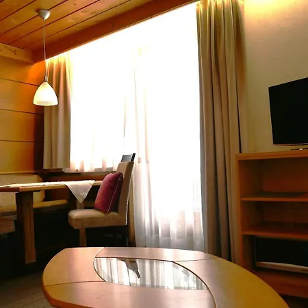 Garni Bergsonne Aparthotel 3*