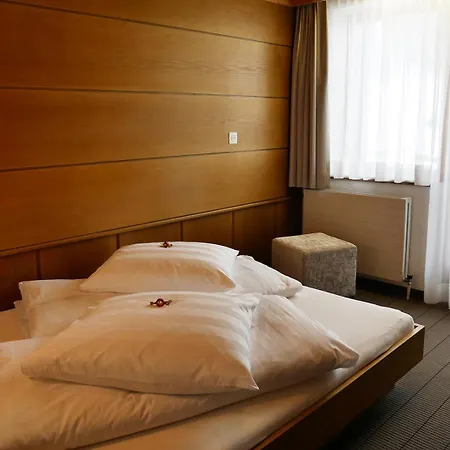 Aparthotel Garni Bergsonne Samnaun