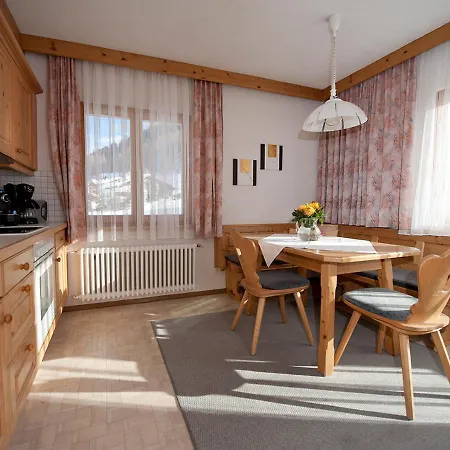 Garni Bergsonne Aparthotel 3*