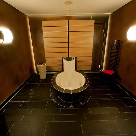 Bergsonne Aparthotel 3*