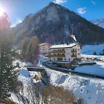 Hotel apartamentowy Bergsonne 3*