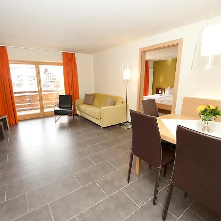 מלון דירות Bergsonne 3*