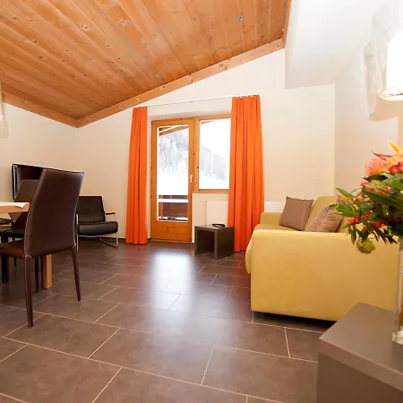 מלון דירות Bergsonne זאמנאון