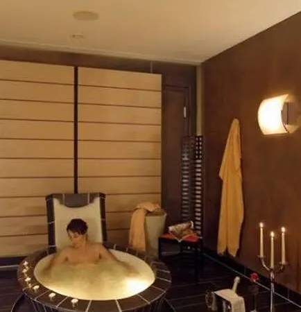 Bergsonne מלון דירות 3*